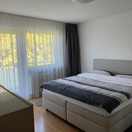 Deluxe דירה באדן-באדן