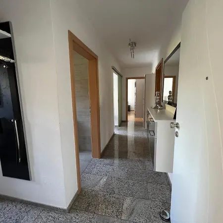 Deluxe * באדן-באדן